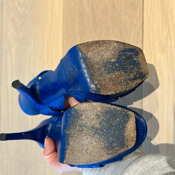 Yves Saint Laurent Tribute 75 | Blue Embossed Crocodile | Size 35 - Picture 8 of 8